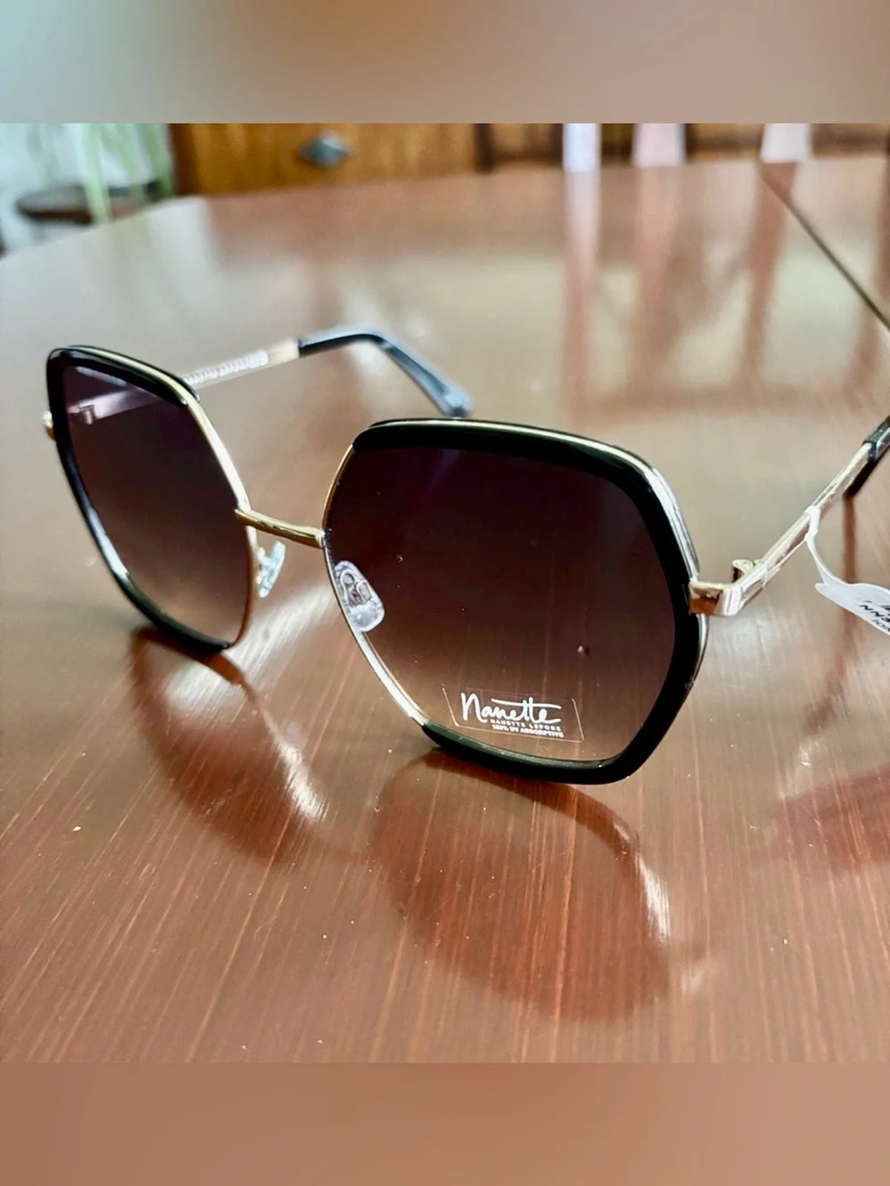 Nanette Lepore Gold Metal & black hexagonal frame/gradient,100% UV protection
